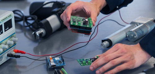 ¿Cómo leer la señal de un sensor de efecto Hall usando un Arduino?