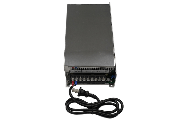 power supply terminals close-up